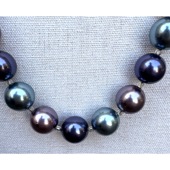 Vintage Joan Rivers Metallic Purple Blue Faux Pearl Necklace Silver Tone 21" - Picture 2 of 9